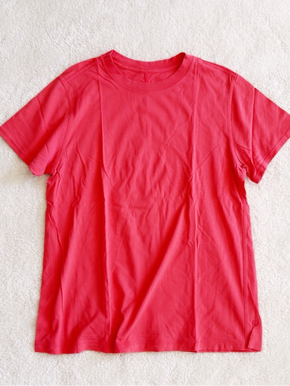 lululemon All Yours Pale Raspberry Short Sleeve Tee sz 2 Boyfriend Cotton Relax - Picture 2 of 3